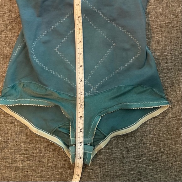 Vintage Aqua Body Briefer/Girdle - Picture 5 of 7
